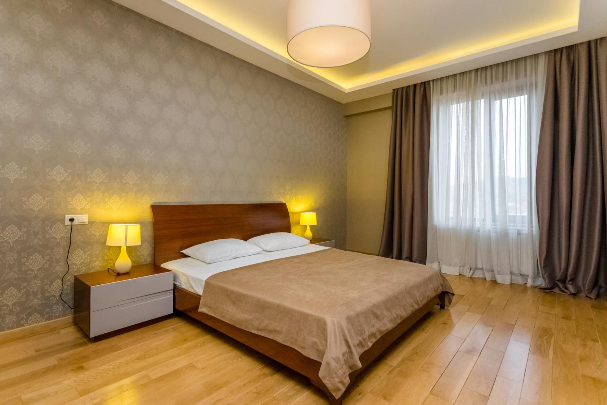 The Grand Apartment Lll Тбілісі Екстер'єр фото