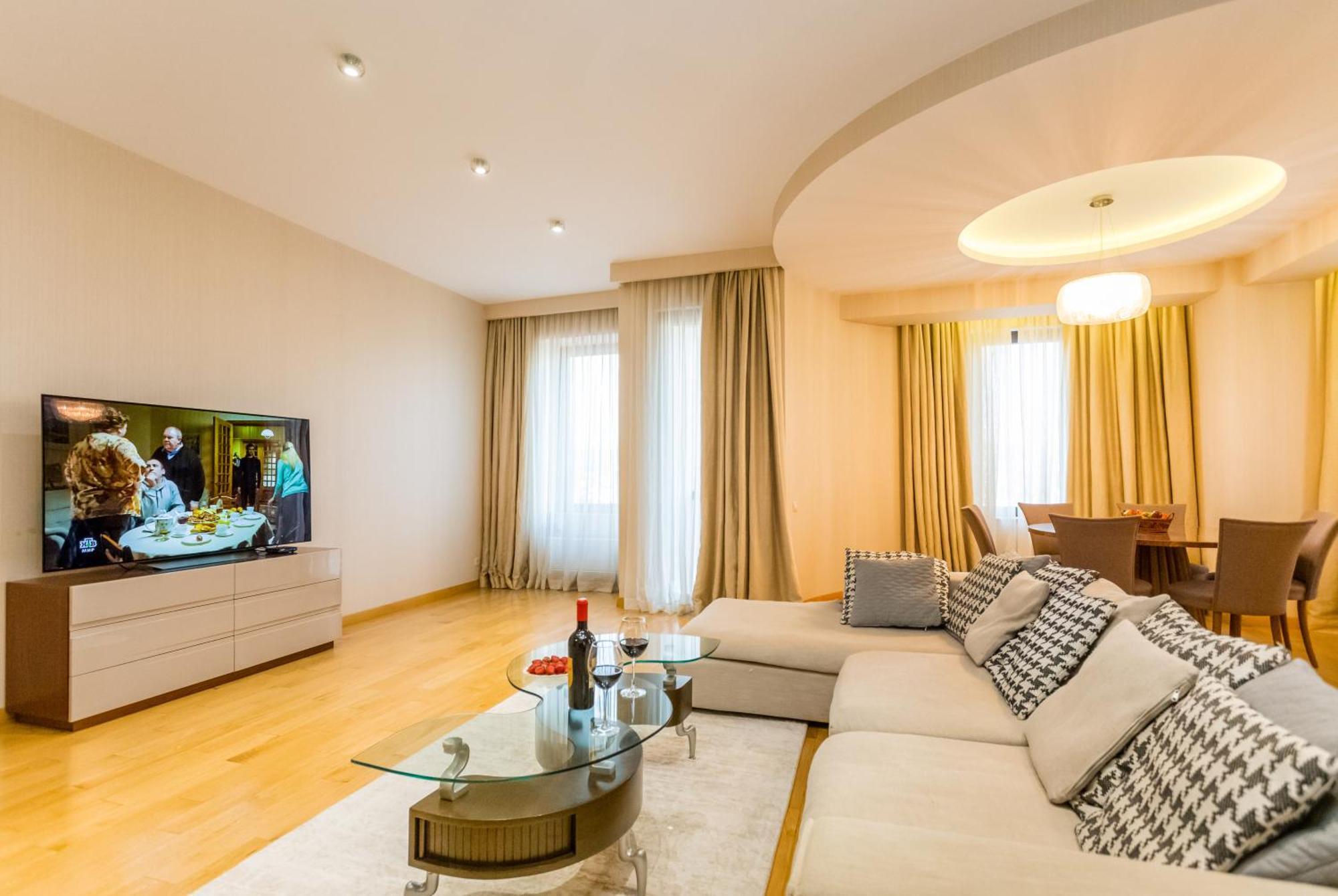 The Grand Apartment Lll Тбілісі Екстер'єр фото